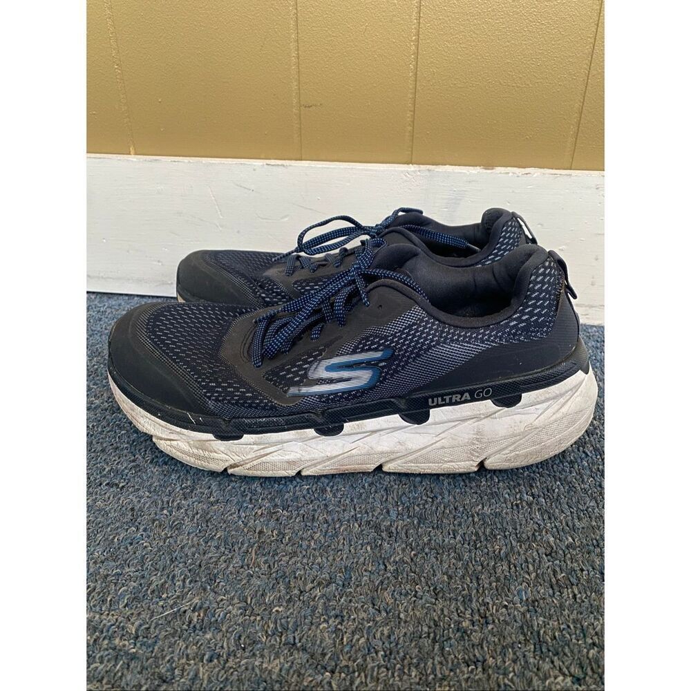 Skechers men 10.5 go run tie running shoes with thick cushion heel